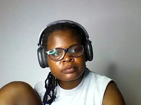 Snapshot of ladar chatting on July 11, 2026, 12:52 pm ladar online show from July 11, 2026, 12:52 pm