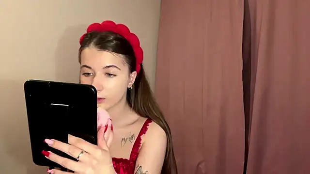 Snapshot of cute_nessy chatting on May 20, 2026, 2:12 pm cute nessy online show from May 20, 2026, 2:12 pm
