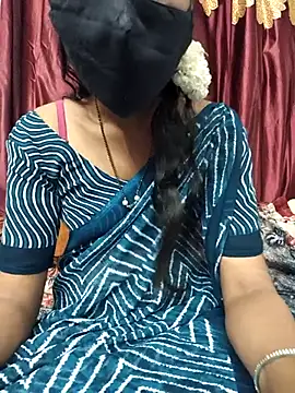 reshma124 online show from June 28, 2026, 9:04 am