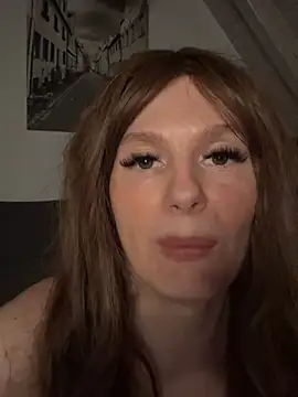 Lena Sophie online show from July 10, 2026, 9:50 pm