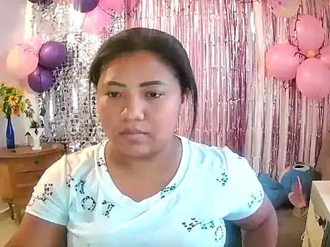 Ambber Smith online show from July 28, 2026, 6:07 pm