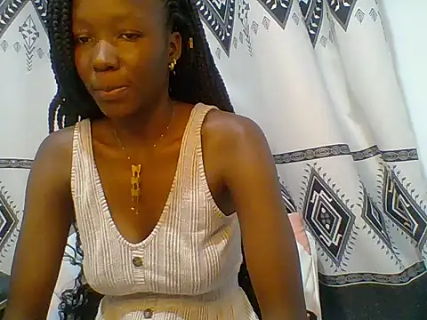 Snapshot of Shania_loveer chatting on July 20, 2026, 7:05 pm Shania loveer online show from July 20, 2026, 7:05 pm