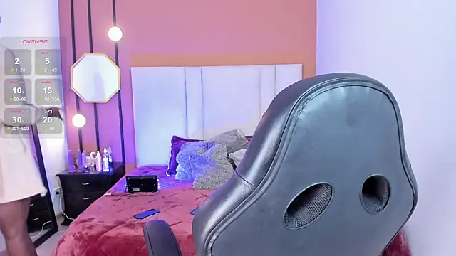 Mia boobs24 online show from July 28, 2026, 12:59 pm