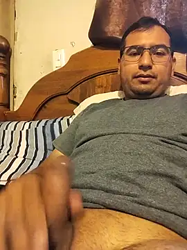 Snapshot of Ferluchum chatting on May 30, 2026, 11:46 pm Ferluchum online show from May 30, 2026, 11:46 pm
