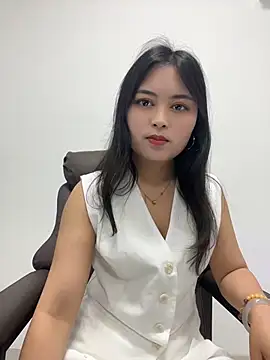 LOVE 521 online show from May 24, 2026, 5:23 am