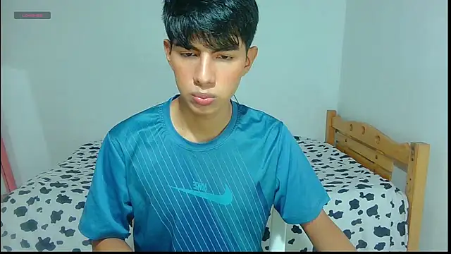 Snapshot of phuwin_bj chatting on June 16, 2026, 5:10 am phuwin bj online show from June 16, 2026, 5:10 am