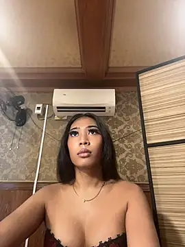 hugecock tamira online show from July 22, 2026, 6:49 am