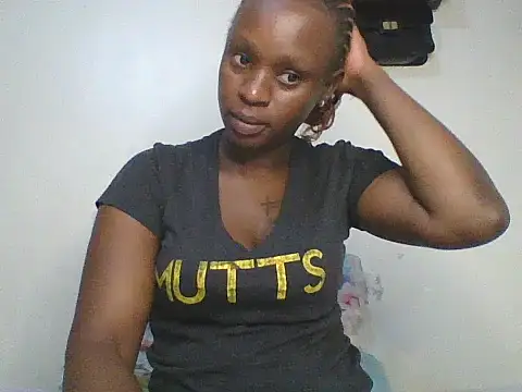 Snapshot of magicpussyy1 chatting on June 18, 2026, 9:47 am magicpussyy1 online show from June 18, 2026, 9:47 am