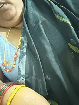 geetha431 online show from July 26, 2026, 5:42 pm