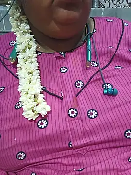 geetha431 online show from July 27, 2026, 4:36 pm