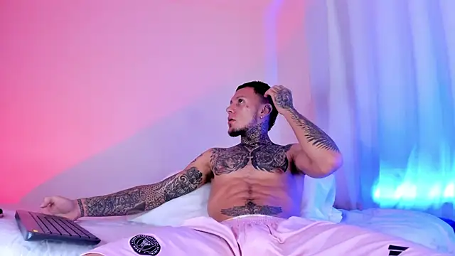  Kevin xxx online show from March 19, 2025, 8:11 pm