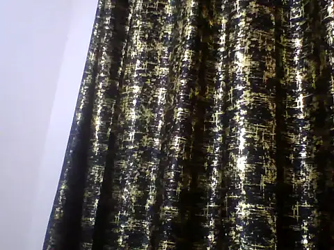 cythuu03 online show from July 20, 2026, 4:09 pm