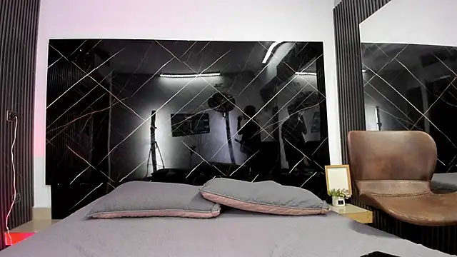 Camilo Contreras online show from June 8, 2026, 7:36 pm