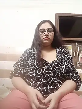 yourchahat27 online show from May 29, 2026, 6:28 pm