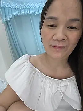 Lye lovely online show from July 28, 2026, 3:21 pm