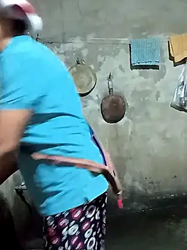Bong sexy online show from July 25, 2026, 11:13 pm