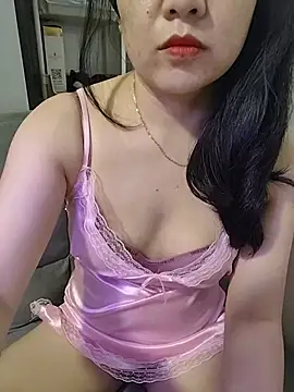 Snapshot of Myry_sweet chatting on July 10, 2026, 6:21 pm Myry sweet online show from July 10, 2026, 6:21 pm