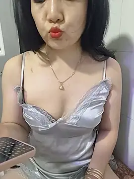 Snapshot of Myry_sweet chatting on July 13, 2026, 6:55 pm Myry sweet online show from July 13, 2026, 6:55 pm