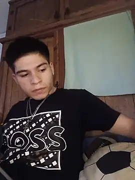 Snapshot of Oliver_LA chatting on July 26, 2026, 8:16 pm Oliver LA online show from July 26, 2026, 8:16 pm