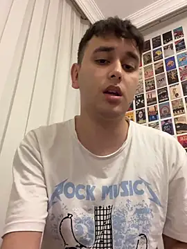imjustaboyy1 online show from May 27, 2026, 8:39 pm