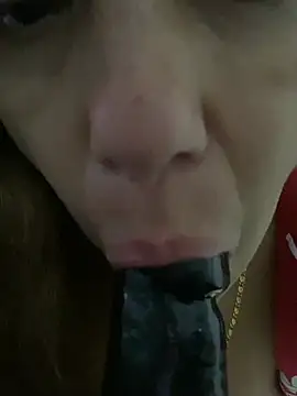 lulupiecitosamor online show from July 28, 2026, 10:54 am