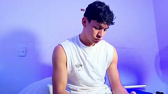 Luke Muscle online show from May 24, 2026, 2:11 pm