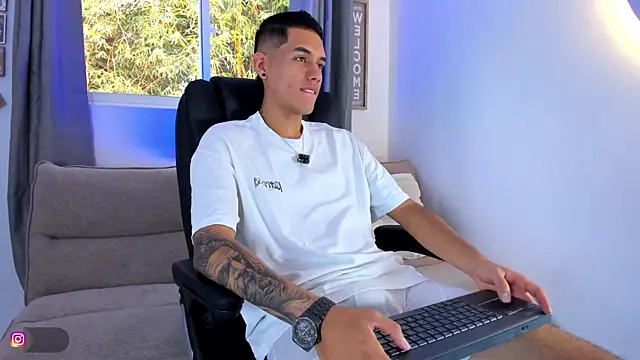 NickCopeer  online show from July 26, 2026, 2:02 pm