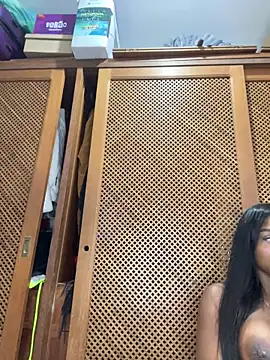 Daianehotangel1 online show from May 30, 2026, 6:05 pm