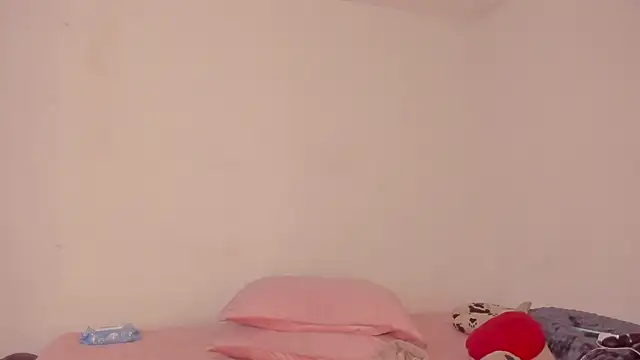 Snapshot of karely_laurent chatting on May 31, 2026, 1:58 am karely laurent online show from May 31, 2026, 1:58 am