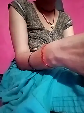 deepikasharma89 online show from July 25, 2026, 6:05 pm