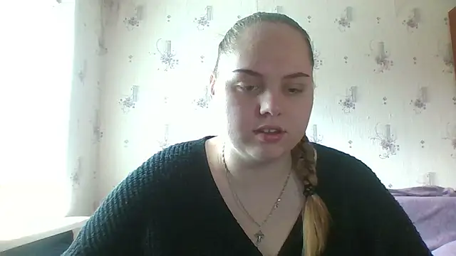 Snapshot of SoftHypnose chatting on June 1, 2026, 6:26 am SoftHypnose online show from June 1, 2026, 6:26 am