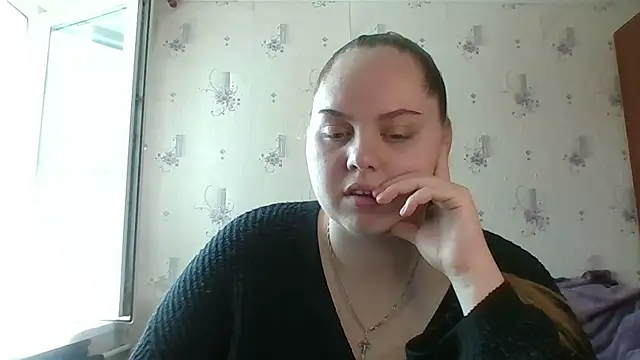 Snapshot of SoftHypnose chatting on June 3, 2026, 8:17 am SoftHypnose online show from June 3, 2026, 8:17 am