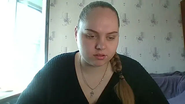 Snapshot of SoftHypnose chatting on June 4, 2026, 7:25 am SoftHypnose online show from June 4, 2026, 7:25 am