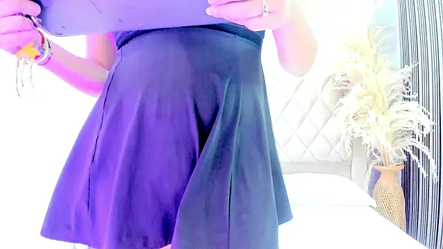 CleoFoxxx  online show from May 27, 2026, 1:52 pm