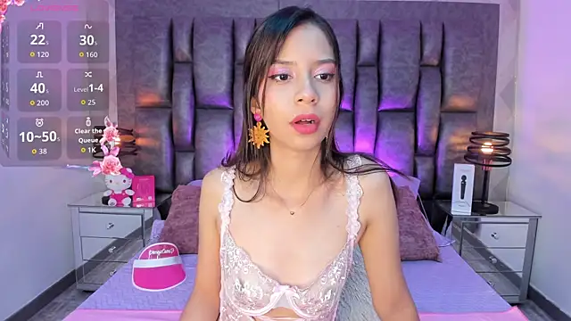 AriRose online show from July 27, 2026, 12:01 pm