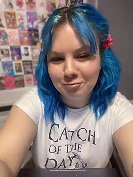 Snapshot of Stefani_Art chatting on June 13, 2026, 3:21 pm Stefani Art online show from June 13, 2026, 3:21 pm