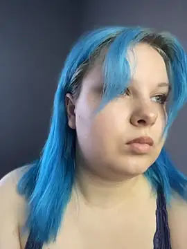 Snapshot of Stefani_Art chatting on June 20, 2026, 7:11 am Stefani Art online show from June 20, 2026, 7:11 am