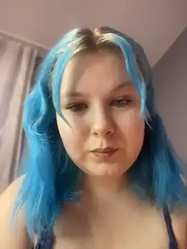 Snapshot of Stefani_Art chatting on June 26, 2026, 9:52 pm Stefani Art online show from June 26, 2026, 9:52 pm