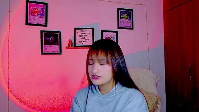 Natha Ramirez online show from July 18, 2026, 1:54 am