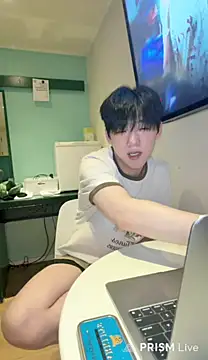 k-kinky online show from July 28, 2026, 11:17 am