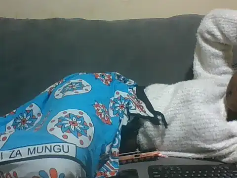 Applecute254 online show from July 16, 2026, 5:08 pm