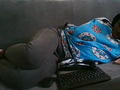 Applecute254 online show from July 28, 2026, 2:13 pm