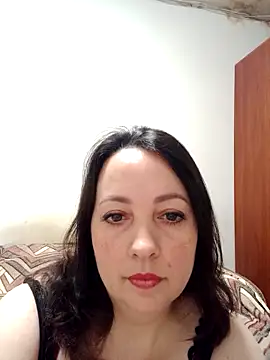 Snapshot of zupita0305 chatting on June 10, 2026, 6:56 am zupita0305 online show from June 10, 2026, 6:56 am