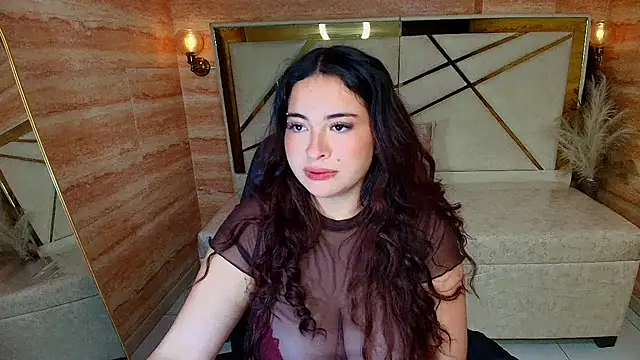 Kiara Moon r online show from July 15, 2026, 3:23 am