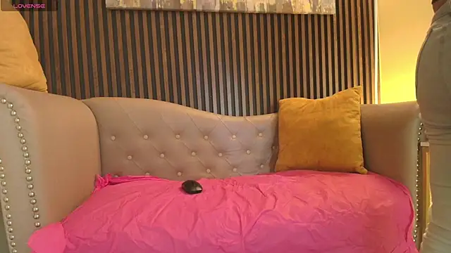 Madame mature1 online show from July 9, 2026, 2:32 pm