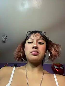 Leyla collinss  online show from July 25, 2026, 3:04 am