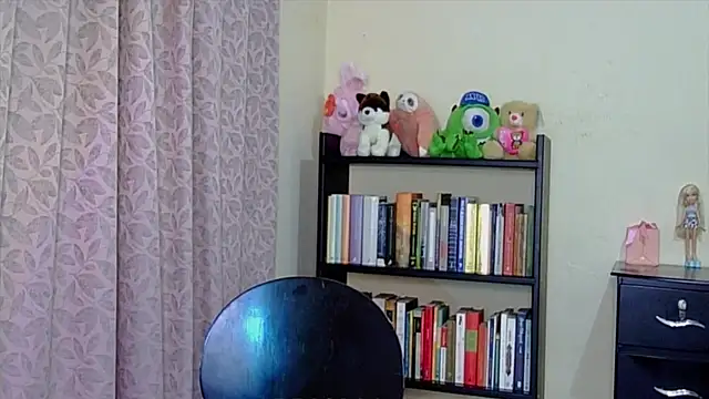 Kali Hel online show from July 12, 2026, 3:52 am