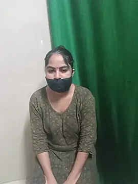 Snapshot of sakshi_moni chatting on July 14, 2026, 4:02 pm sakshi moni online show from July 14, 2026, 4:02 pm