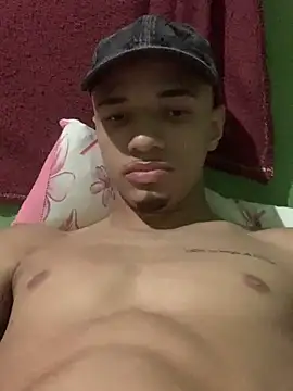 izaqueusilxxx online show from July 12, 2026, 7:16 pm