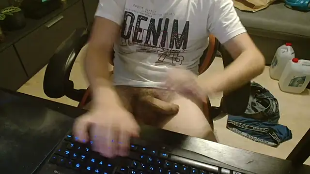 Snapshot of Pat_CumShow4Dad chatting on July 30, 2026, 9:47 pm Pat CumShow4Dad online show from July 30, 2026, 9:47 pm